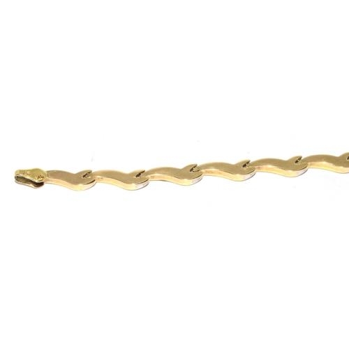 554 - 9ct gold twin colour bracelet 19cm 3.4g