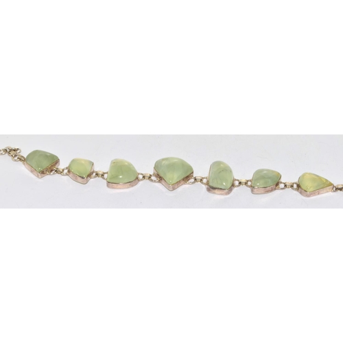 562 - 925 silver ladies polished Jadeite chunky bracelet 20cm long