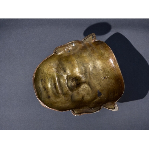 26 - A Japanese gilt metal Noh mask.Late Meiji period.Bronze & gilt patina.18 x 15.5cm... 