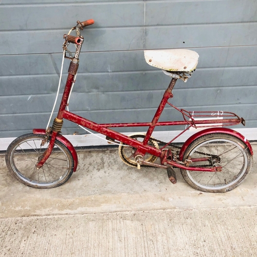 516 - Rare mini Moulton bicycle from Bradford upon Avon pre 1964