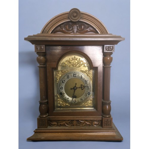 117 - 19th Century Kienzle German Walnut Cased Mantle Clock. Kienzle movement Ser No 10818 with Key. Has a... 