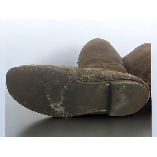 193 - WW2 Morland Sheepskin Lined Flight boots, attributed to Flt Lt Norman Thomas Keen DSO, DFC, flew Sti... 