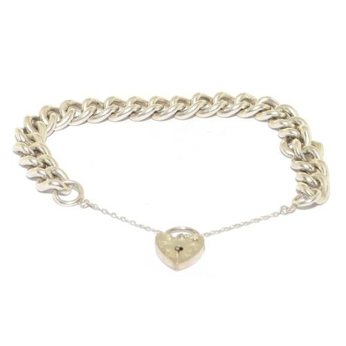 587 - 925 silver bracelet with heart padlock and safety chain 15cm long 37g