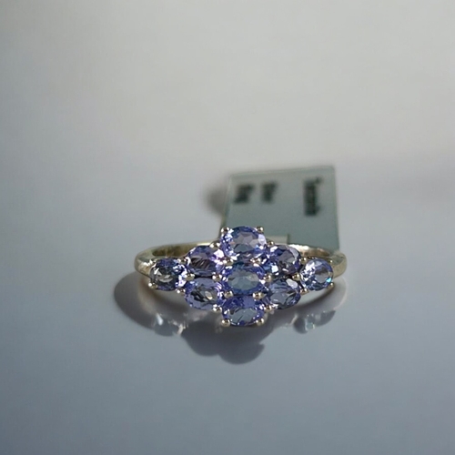 498 - A ladies Silver and Tanzanite ring.BNWT.Size - O