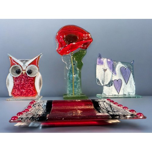 135 - A Selection of Art Glass Fuesed Glass objects by Aneta Pawlowska, including a Poppy Flower, Owl and ... 