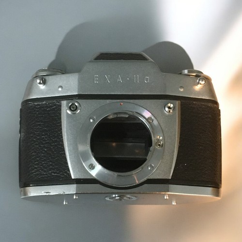 175 - Vintage 35mm Cameras x 61. 2 x Exa 11a Cameras one with case.2. Edixa Prismat3. W. German Balda Bald... 