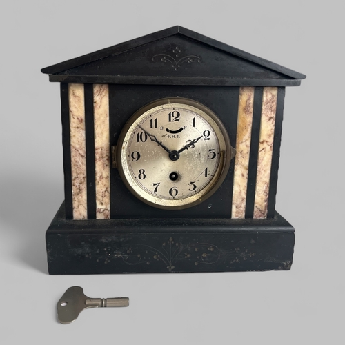 513 - A Victorian slate & marble mantle clock.26 x 27.5cm