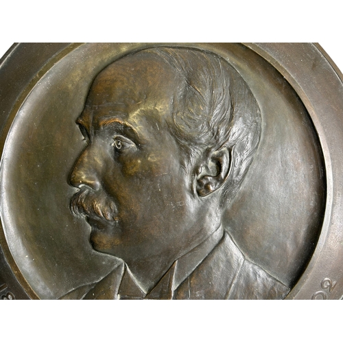 446 - A large, heavy Bronze wall plaque.Depicting a bust of Anthony Brown, 1843-1902.Diameter - 47cm... 