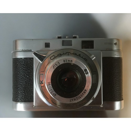 201 - Vintage 35mm Cameras x 5 to include.1. Agfa Ambiflex withTelinear 1:3.4/90 lens2. Agilux Agimatic3. ... 