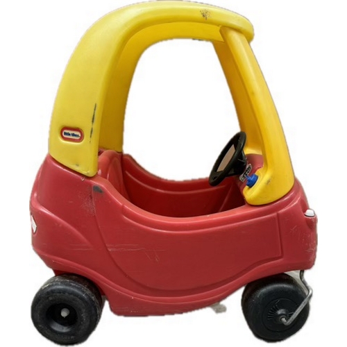 182 - Little Tykes Cozy Coupe Car