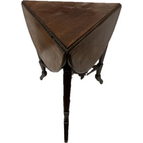 10 - Mahogany side table with 3 fold up leaves approx 68 x67cm