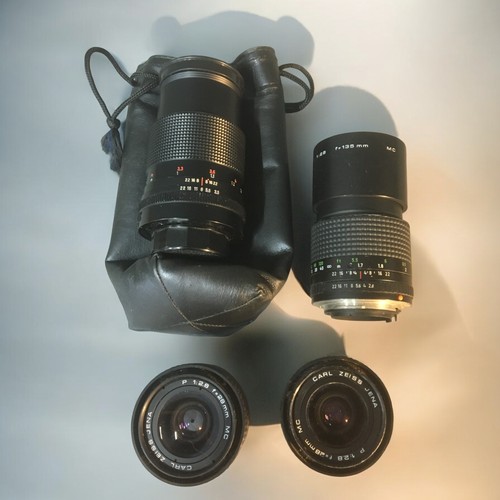 211 - Carl Zeiss Camera Lenses x 4:1. Carl Zeiss Jena DDR 5640 MC S 1:3.5 f=135 lens cased with covers exc... 