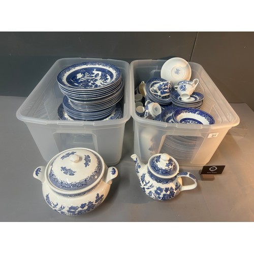 216 - Large collection of blue and white Old Wilow dinner and Tea service Churchill and Myott