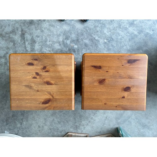 115 - 2x pine 3 drawer bedside tables 23