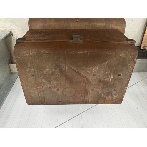 19 - Two large tin trunks approx dimensions large: 76 wide x 56 deep x 51 highsmall: approx 66 x 47 x 42c... 