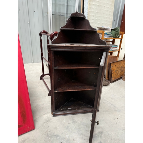 18 - Glazed Mahogany Hanging Corner cupboard with two display shelves above