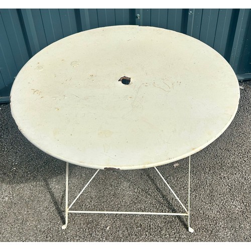 369 - Large Round Enamel Metal Fold up Garden Table - 97cm Wide x 72 cm high