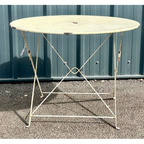 369 - Large Round Enamel Metal Fold up Garden Table - 97cm Wide x 72 cm high