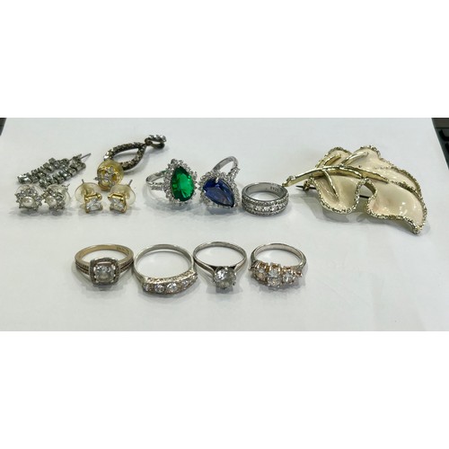 613 - A Lot of 7 Silver 925s CZ Rings. 3 Vintage including Vintage Enamel Broach and Ear rings