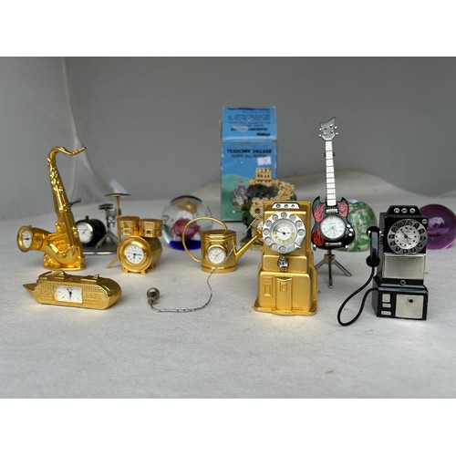 387 - A Large Quantity of Miniature Desktop Novelty watches / clocks - 13 in all