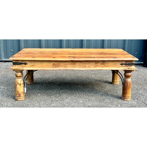 611 - Iron stud Coffee table - 110cm x 60cm x 40cm