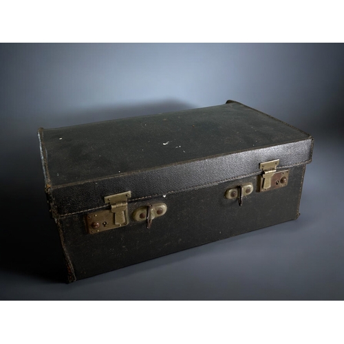 574 - A vintage leather field / Midwifery medical case.Complete with various medical equipment.