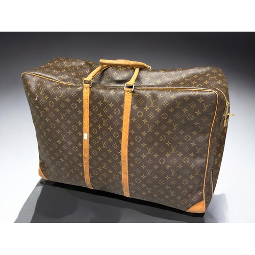 575 - A Louis Vuitton Sirius soft suitcase.70 x 50 x 20cm