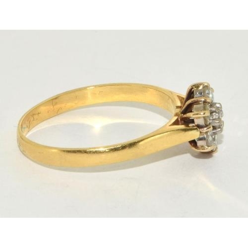 30 - 18ct gold ladies Diamond Daisy ring approx 0.5ct size S