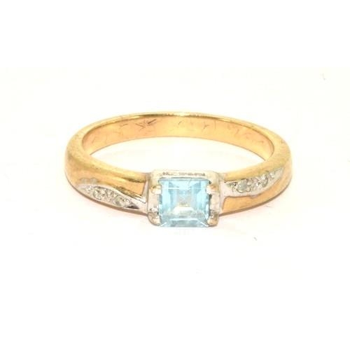 28 - 9ct gold ladies Aquamarine with Diamond shank ring size L