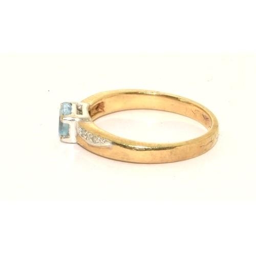 28 - 9ct gold ladies Aquamarine with Diamond shank ring size L