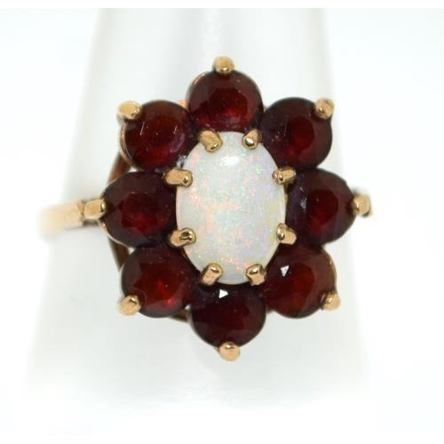 29 - 9ct gold ladies vintage Garnet and Opal cluster ring size N