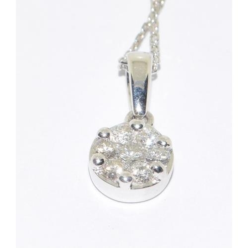 232 - 9ct white gold Diamond pendant necklace and chain of 30 points