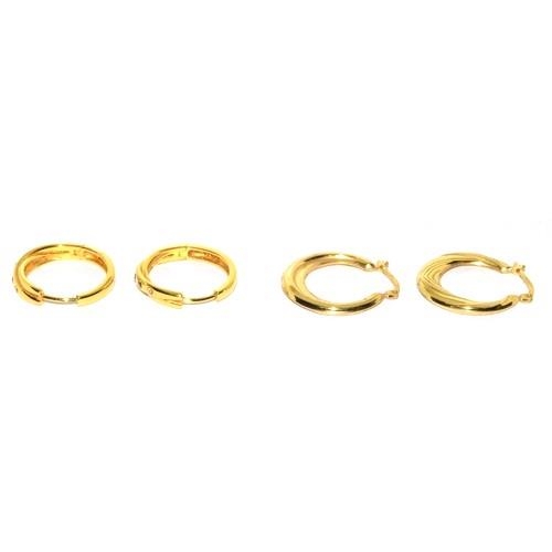 241 - 2 pairs of gold on 925 silver hoop earrings.