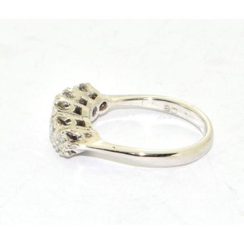 318 - 18ct white gold ladies 5 stone diamond ring size N