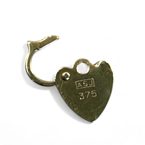 247 - 9ct Gold heart shape padlock clasp.15mm long.Weight 0.5g