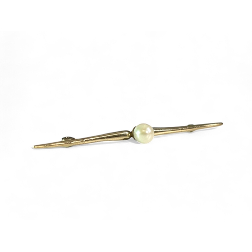 252 - A 9ct Gold & pearl bar brooch. Length - 55mmWeight - 1.4g