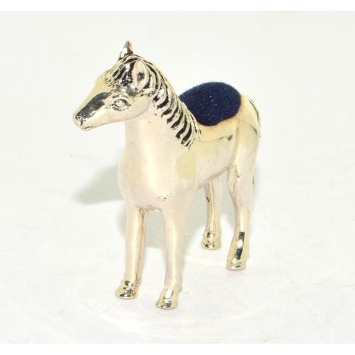 270 - Silver horse shoe pincushion