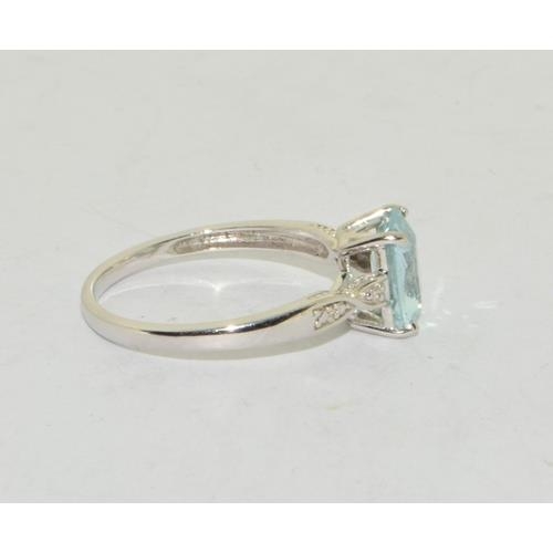 281 - 18ct white gold Aquamarine and Diamond ring size N