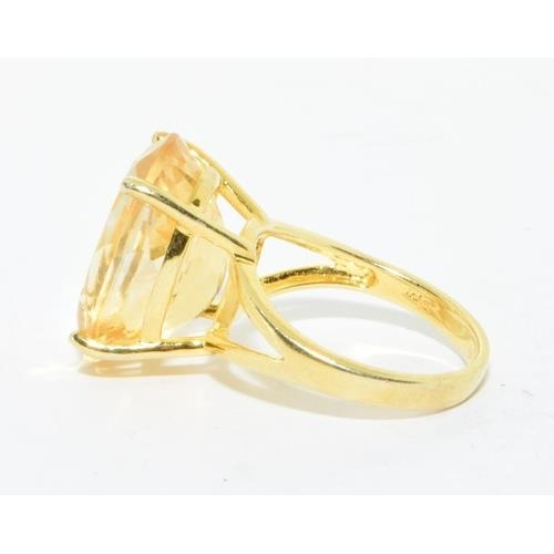 290 - Large oval 925 silver Lemon quartz ladies statement ring size N