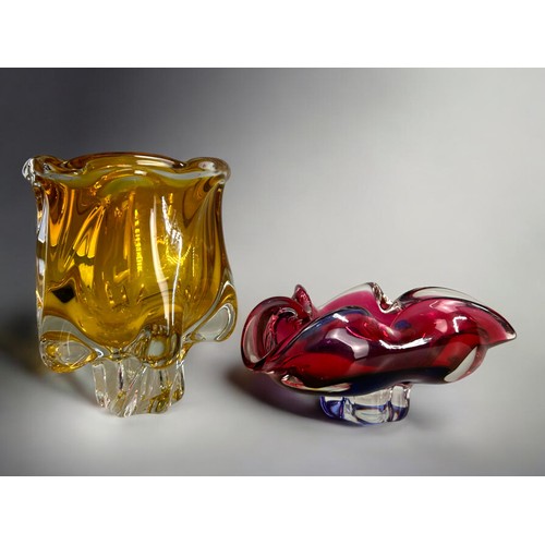 75 - Josef Hospodka for Chribska glassworks.Canary to clear vase, together with a Tricorn bowl.Tallest - ... 