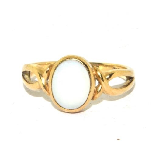 199 - 9ct gold ladies Opal solitaire ring in a cross over setting size L