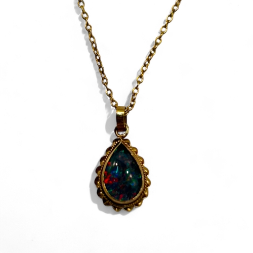 312 - A 9ct Gold & Australian black Opal pendant necklace.