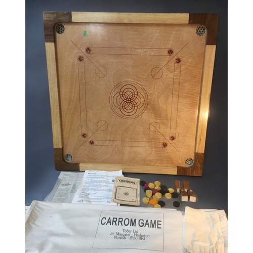 72 - Indian Carrom Board and Pieces, Original Carry Bag by Tobar Ltd with full instructions.Board 83cm Sq... 