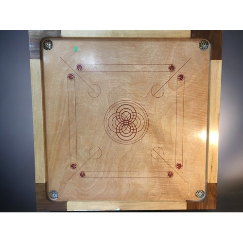 72 - Indian Carrom Board and Pieces, Original Carry Bag by Tobar Ltd with full instructions.Board 83cm Sq... 