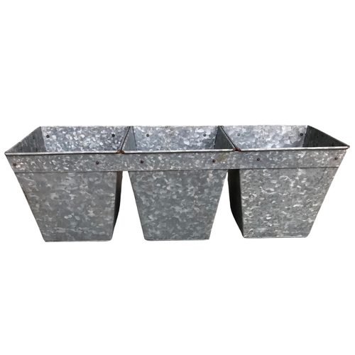 40 - Three Connected Galvanised Metal Garden Planters ref 80