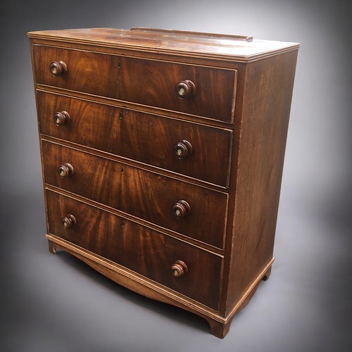 376 - Mid 19th Century 4 Graduated Drawer Chest of Drawers. Turned Wood with MoP inlay Handles.Mahogany Ve... 