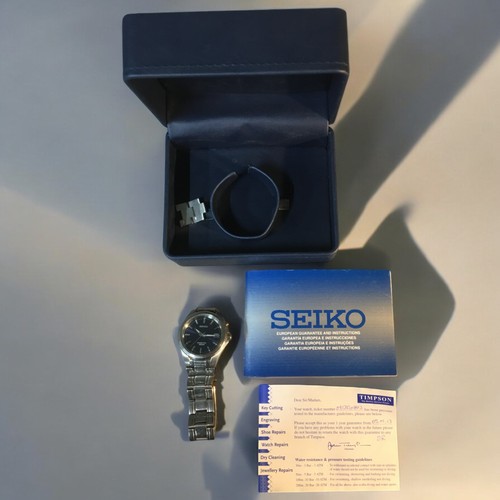 222 - Seiko Kinetic Watch 100m Water Resistant SKA113P1 with Box and Paperwork. Needs Servicing.