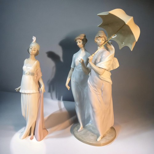 104 - Lladro Figures x 2 - Model Nos 5408 Sunday Stroll, 5788 Talk of the Town