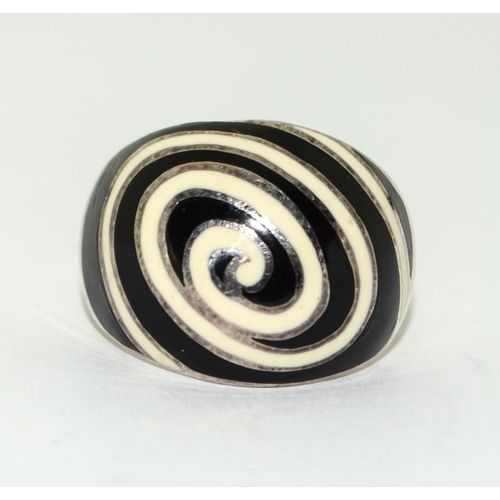 331 - 925 silver swirl design ring size R