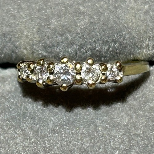 359 - 9ct gold and diamond ring size H/I 1.83gram gross